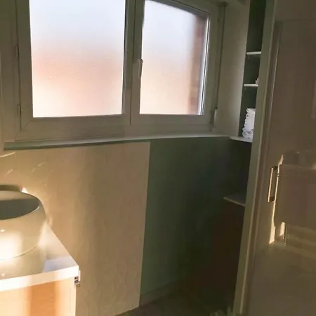 Maison Avec Garage, Terrasse, L'herboristerie Holiday home Bethune